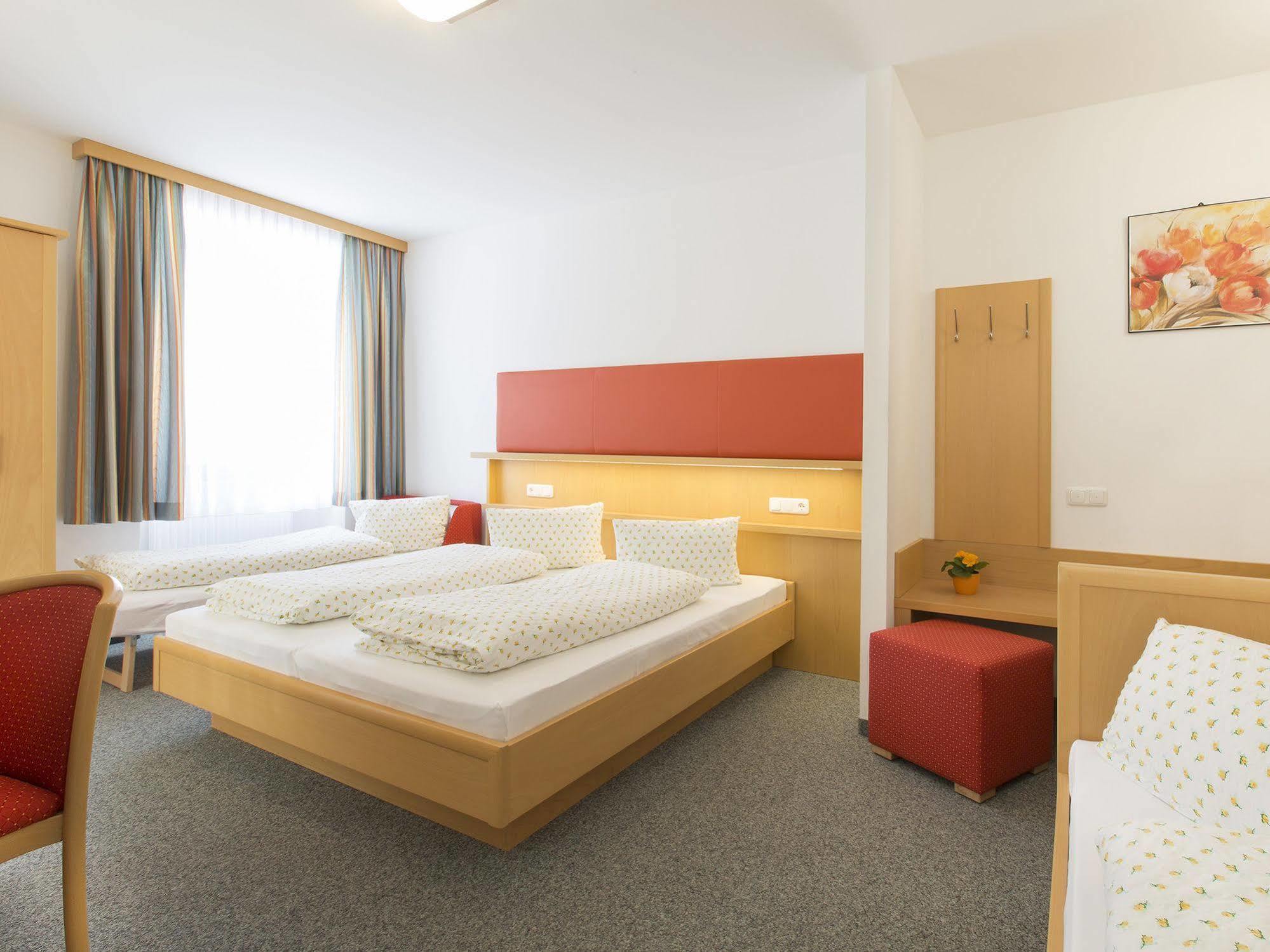 Hotel Gasthof Stefansbruecke Mutters Εξωτερικό φωτογραφία